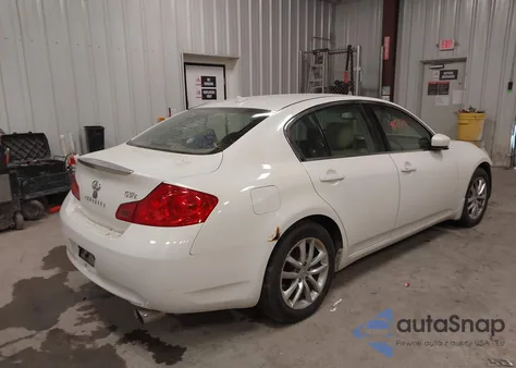 2009 Infiniti G37X from USA, damaged, VIN JNKCV61F79M361525